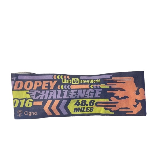 2016 Disney runDisney Walt Disney World Dopey Challenge 48.6 Bondi Band Headband - Picture 1 of 3